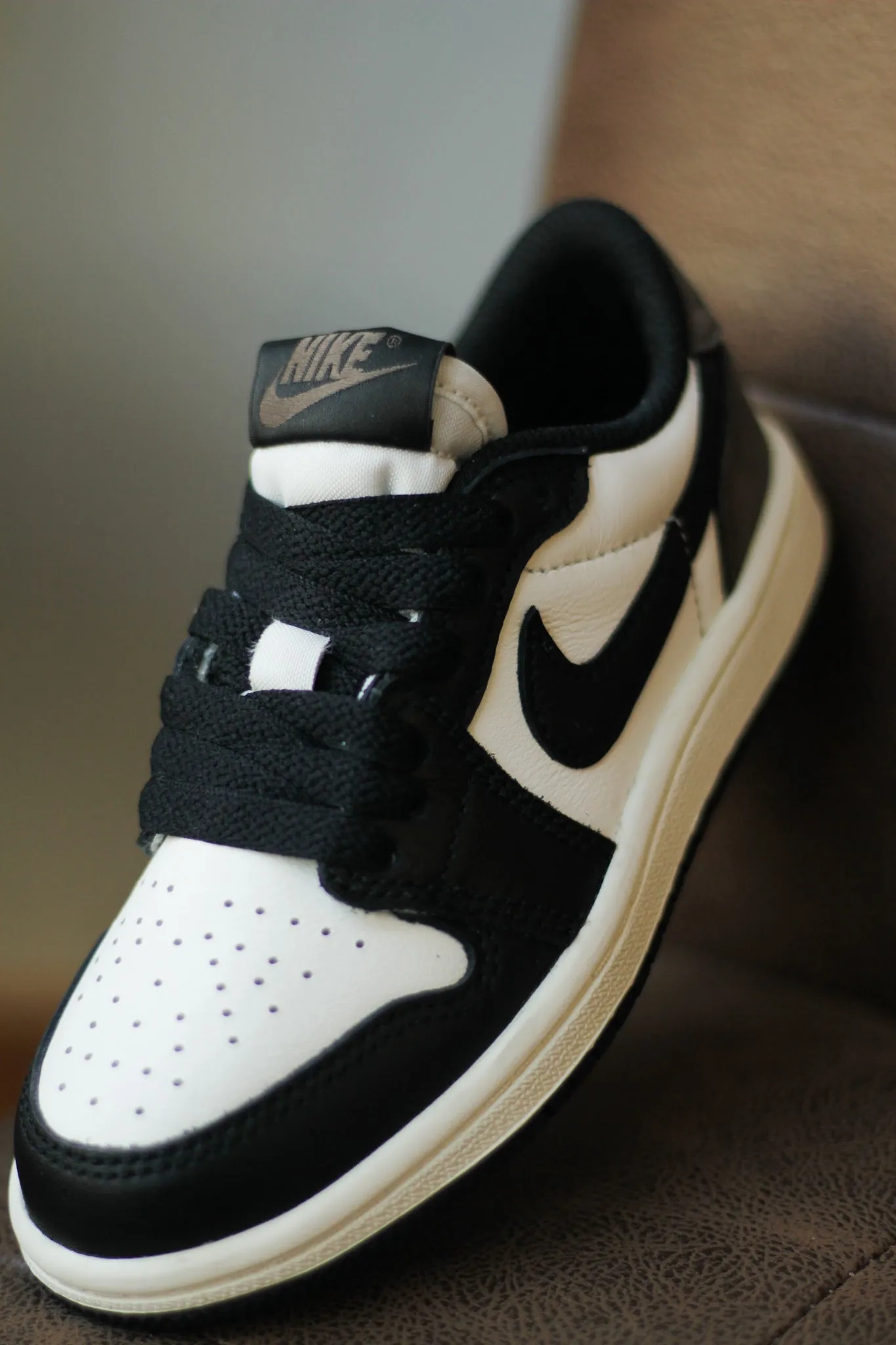 AIR JORDAN 1 LOW OG (GS) "MOCHA"