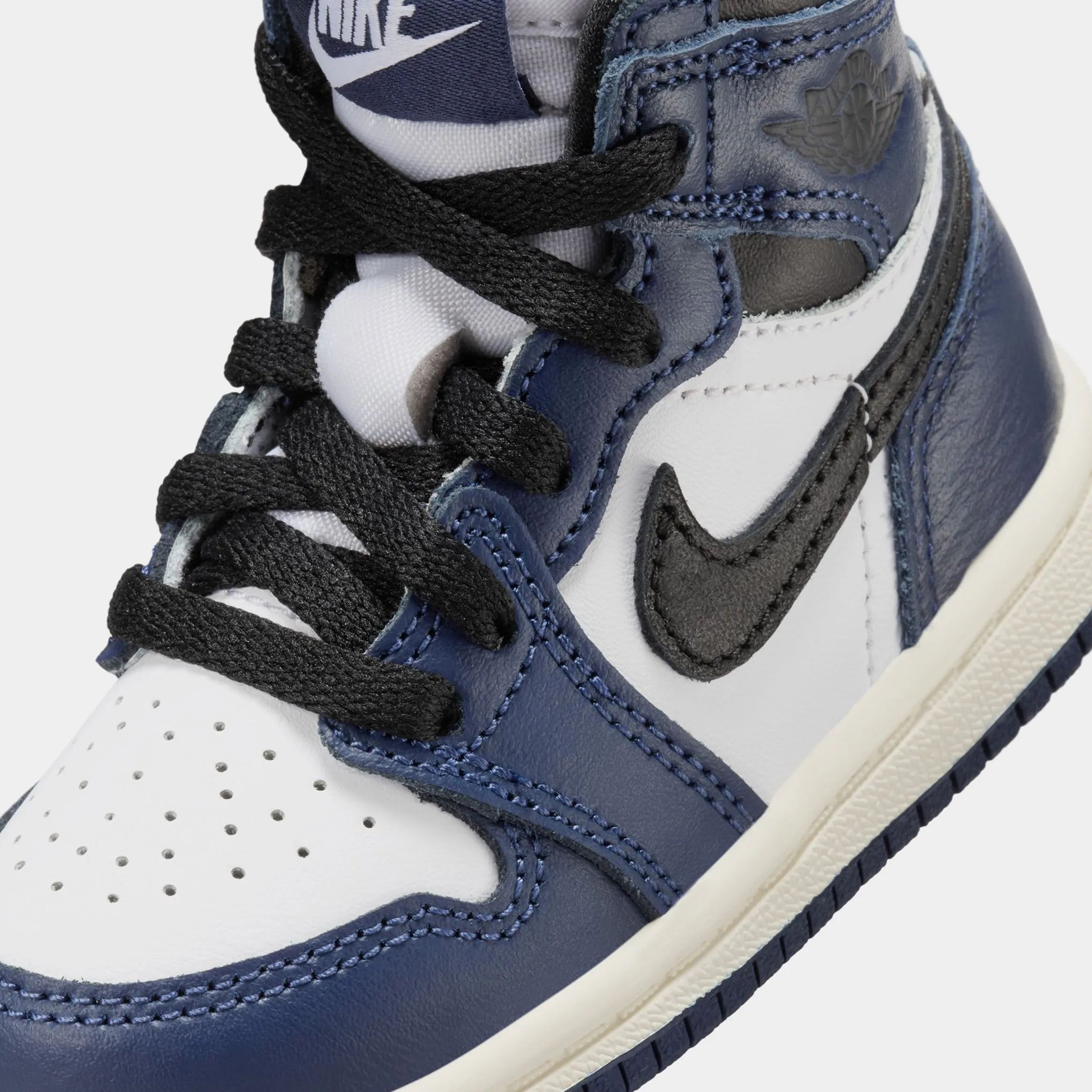 Air Jordan 1 Retro High OG Midnight Navy Infant Toddler Lifestyle Shoes (Midnight Navy/White/Sail/Black)