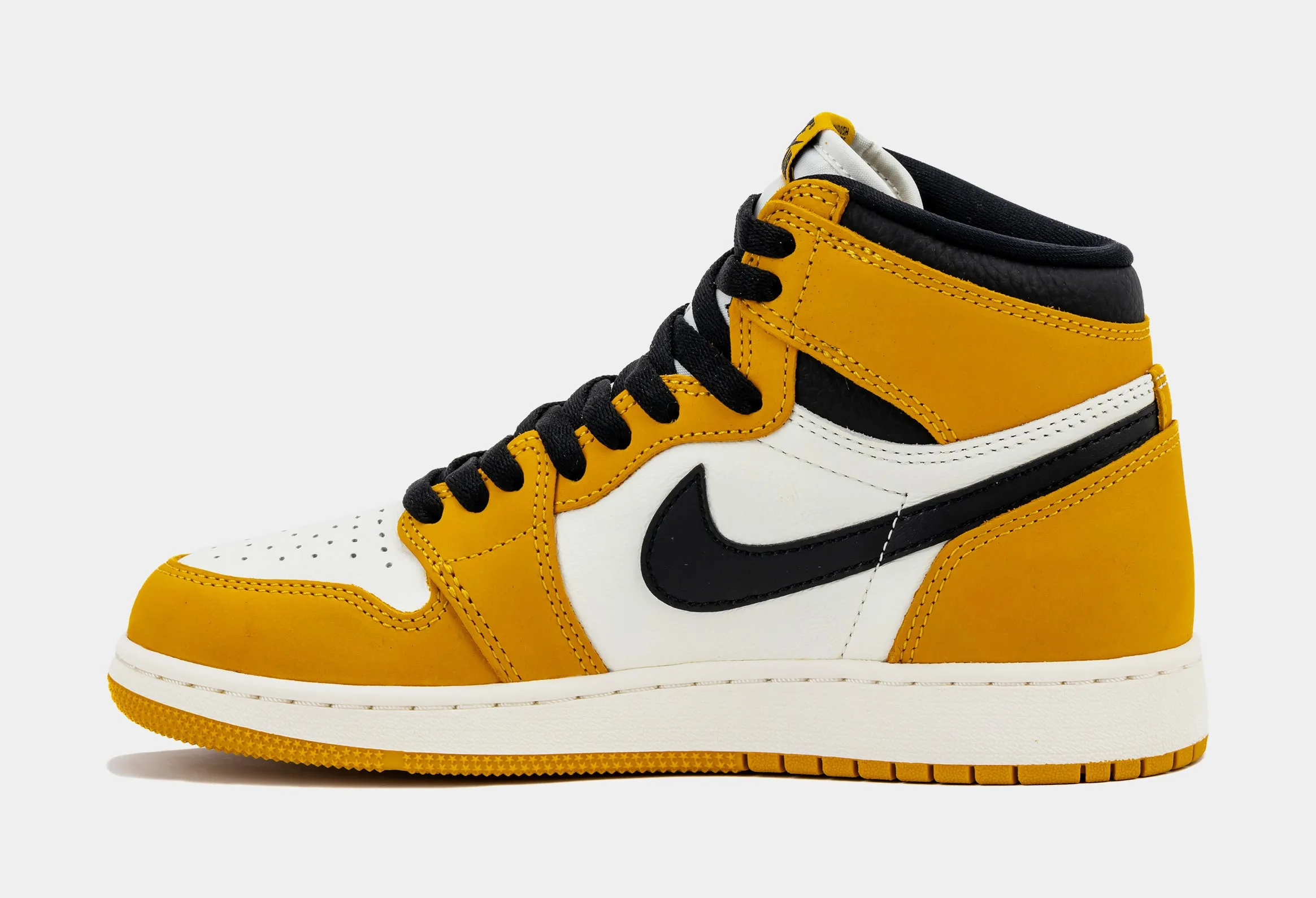 Air Jordan 1 Retro High OG Yellow Ochre Grade School Lifestyle Shoes (Yellow Ochre/Sail/Black)