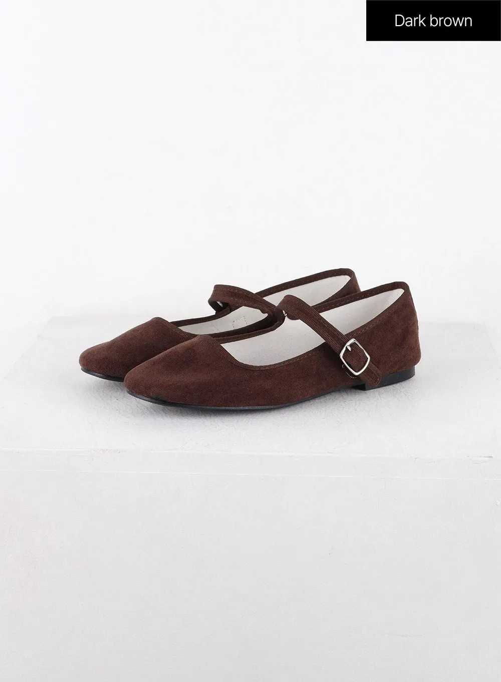 Buckled Flat Velvet Shoes OD320