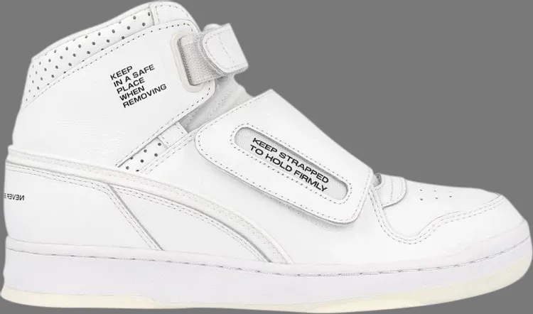 Mountain exploration x alien stomper 'instructions' Reebok sneakers, white