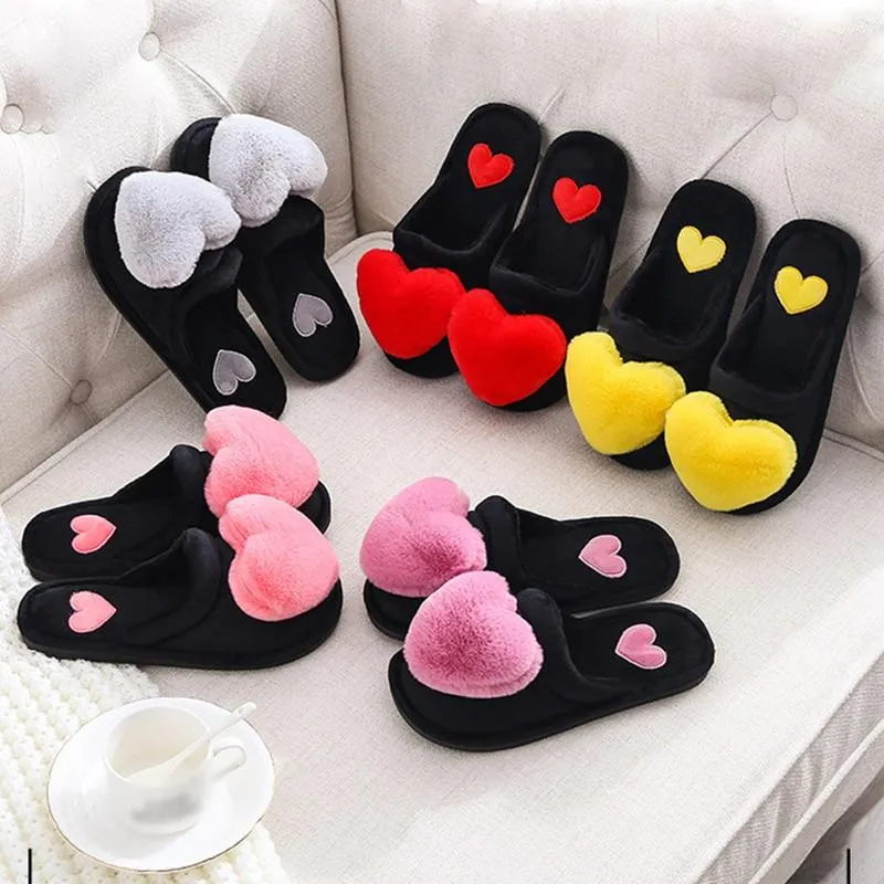 Non Slip Plush Heart Design Fluffy Slippers For Women